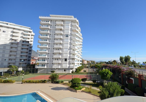 Элитная квартира на первой линии моря в Тосмур